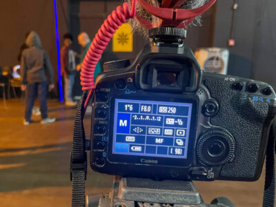 Configurações de uma câmera para as aulas de fotografia, animação e light-painting